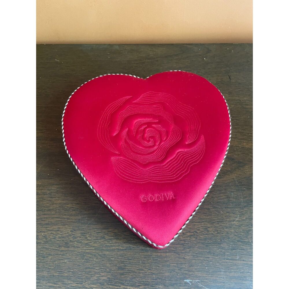 Vintage Godiva Red Satin Heart Box 10” Embroidered Rose Valentine Keepsake